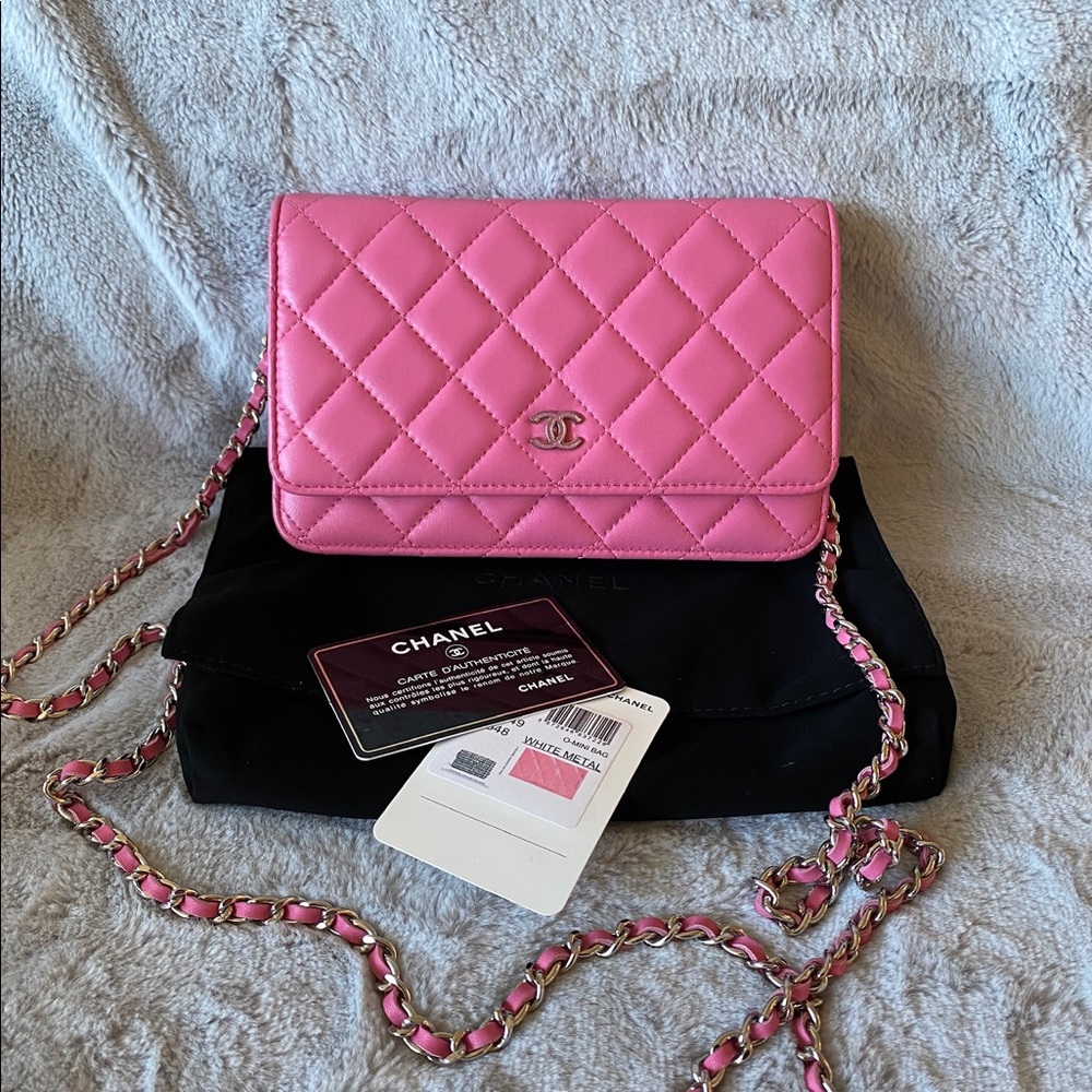 SOLD CHANEL Lambskin Quilted Wallet on Chain WOC Pink with glittered CC log - Picture 1 of 13